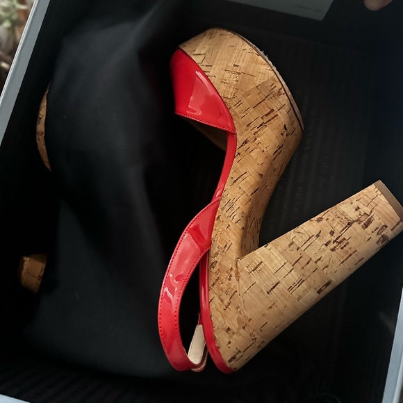 Prada platform peep toe heels, gorgeous red with cork - Picture 5 of 7